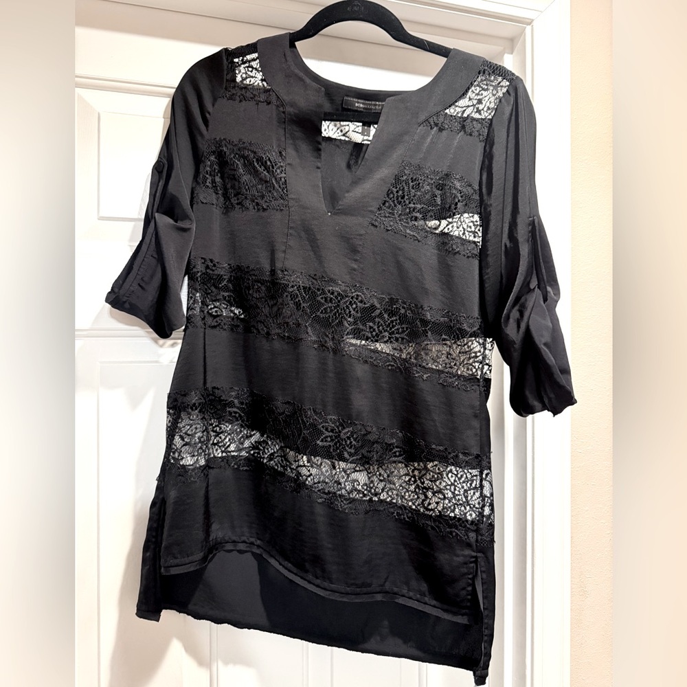EUC BCBGMaxAzria lace tunic- small